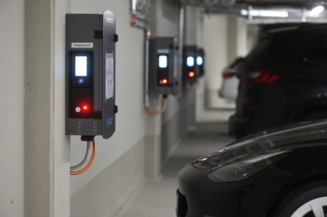 Ladestation für Elektroautos im CCH Parkhaus