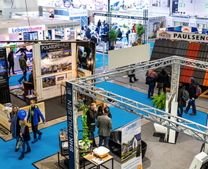 Messestände der Immobilienmesse home2